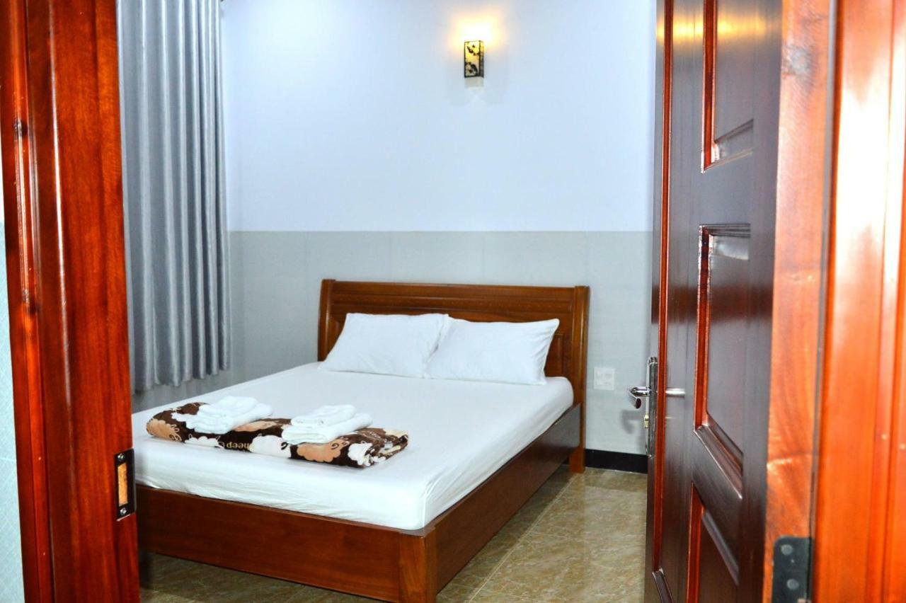 Hotel Nha Nghi Hung Hoa Phan Thiet Exterior foto